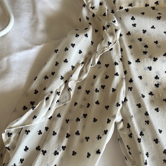 Max Mara blouse. Worn once and washed in cold - Picture 11 of 15